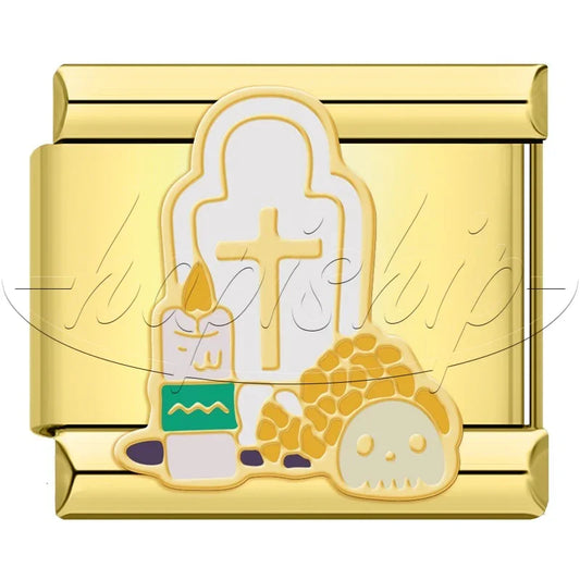 Alluring Altar Italian Gold Charm